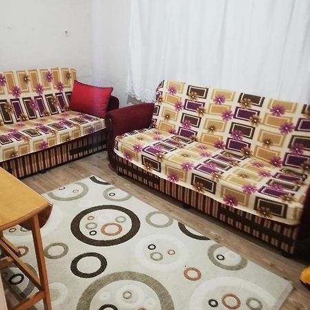 Ozkok Apartman Apartment Mustafakemalpaşa Екстериор снимка