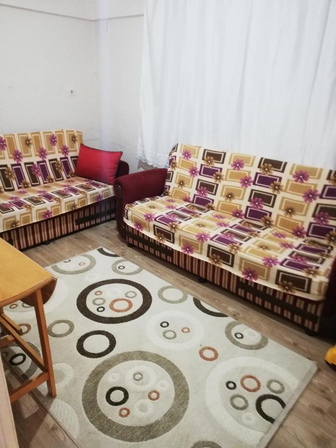 Ozkok Apartman Apartment Mustafakemalpaşa Екстериор снимка